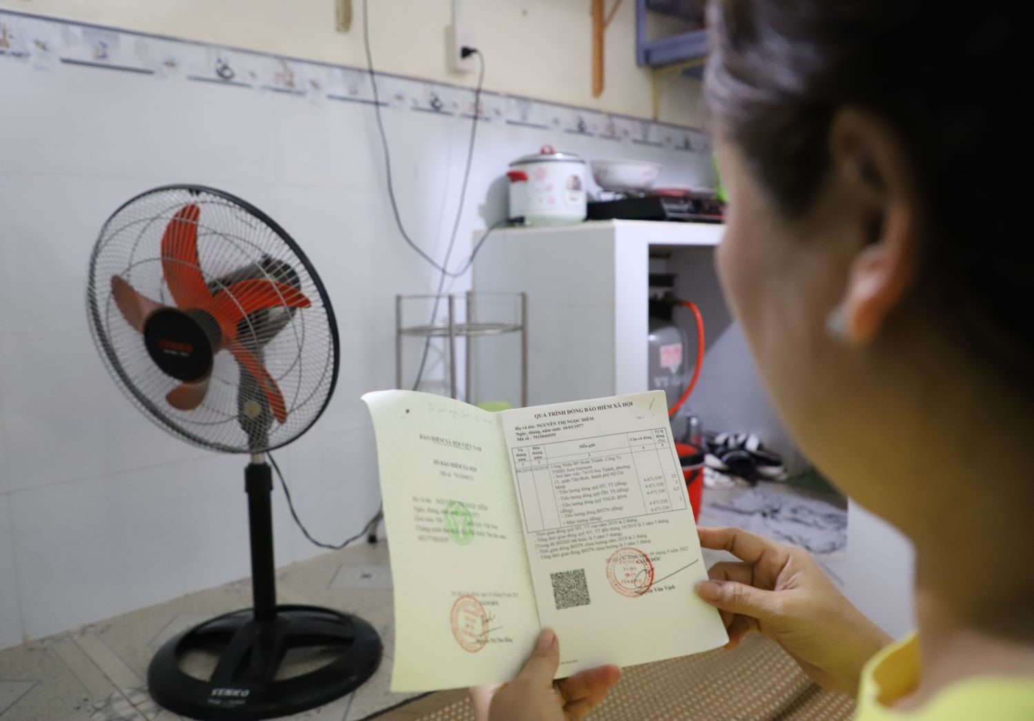 Đẩy hết khó cho lao động khi doanh nghiệp nợ BHXH
