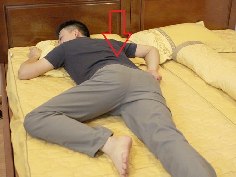 Các cụ dặn chẳng sai: Gái thở dài, trai nằm sấp, đừng vội mà lấy về