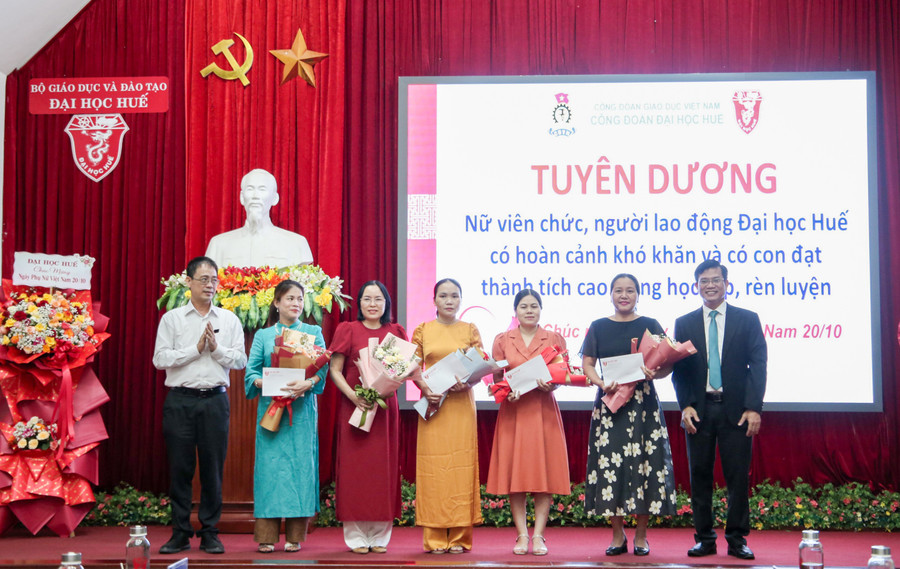 Tuyên dương phụ nữ Đại học Huế có con đạt thành tích cao trong học tập